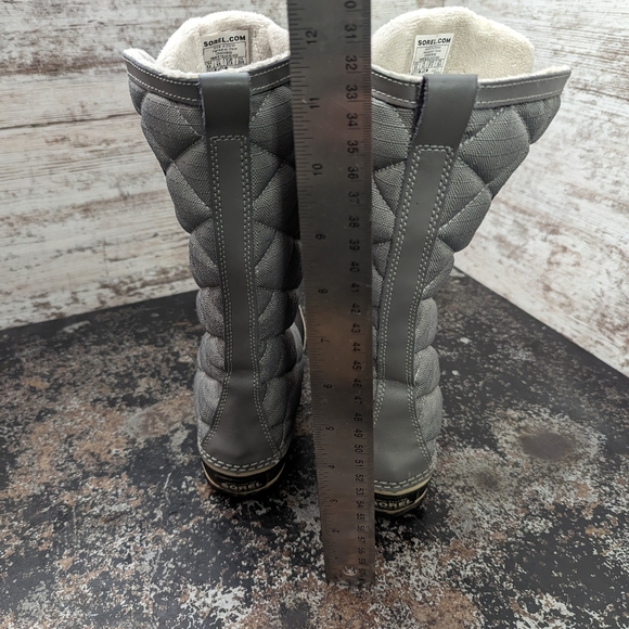 Womens Sorel Out N About Winter Boots Sz 6.5 Used NL2412 052 Quilted Gray Mesh - Picture 5 of 7
